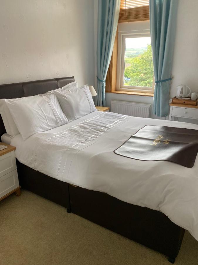 Birtley House Bed And Breakfast Robin Hood's Bay Exterior photo