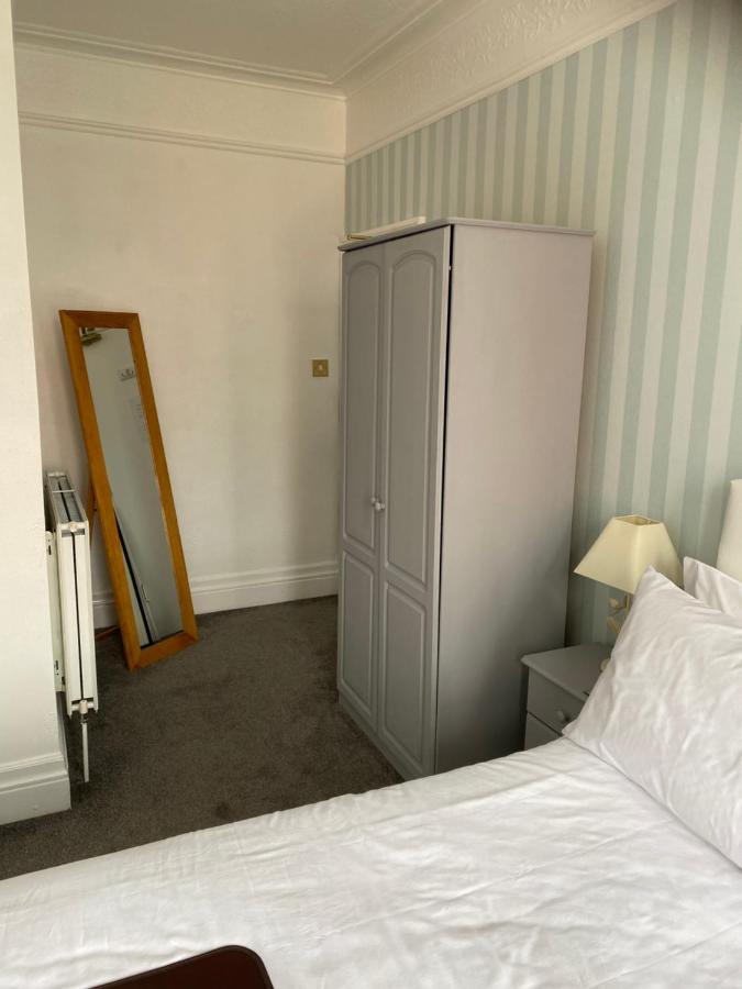 Birtley House Bed And Breakfast Robin Hood's Bay Exterior photo